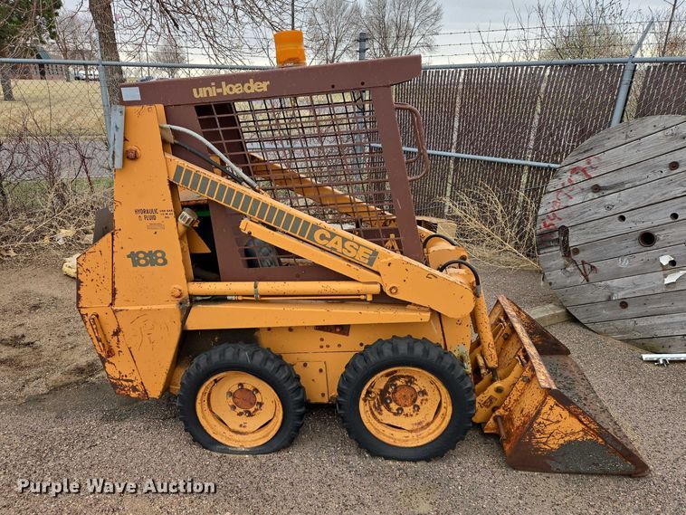 image for item EV5752 1987 Case 1818 skid steer loader