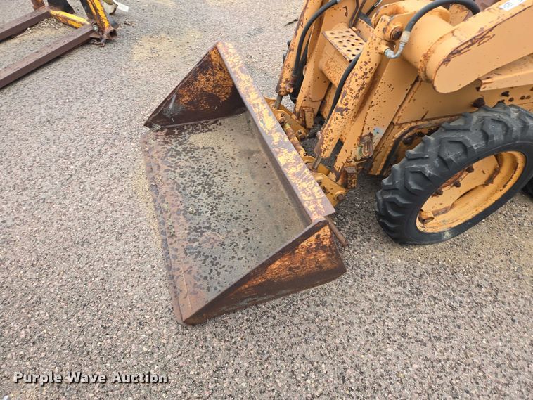 image for item EV5752 1987 Case 1818 skid steer loader