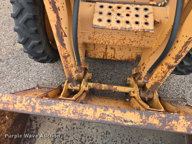 image for item EV5752 1987 Case 1818 skid steer loader