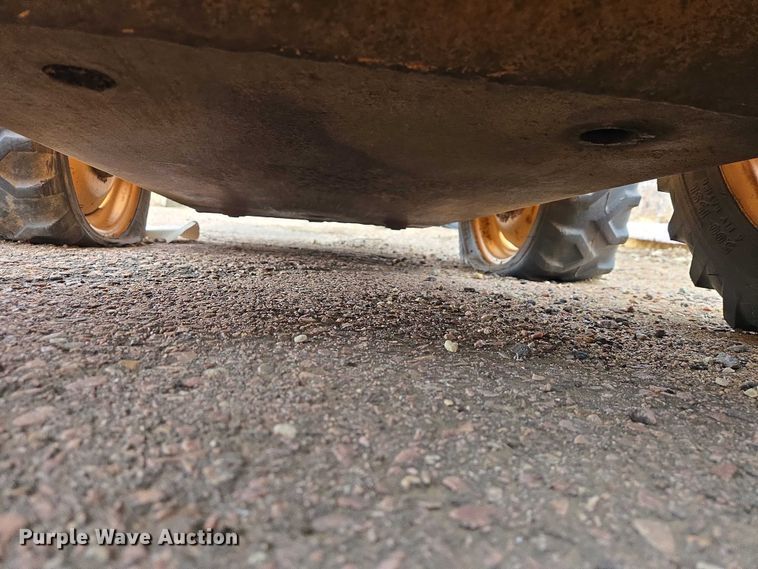 image for item EV5752 1987 Case 1818 skid steer loader