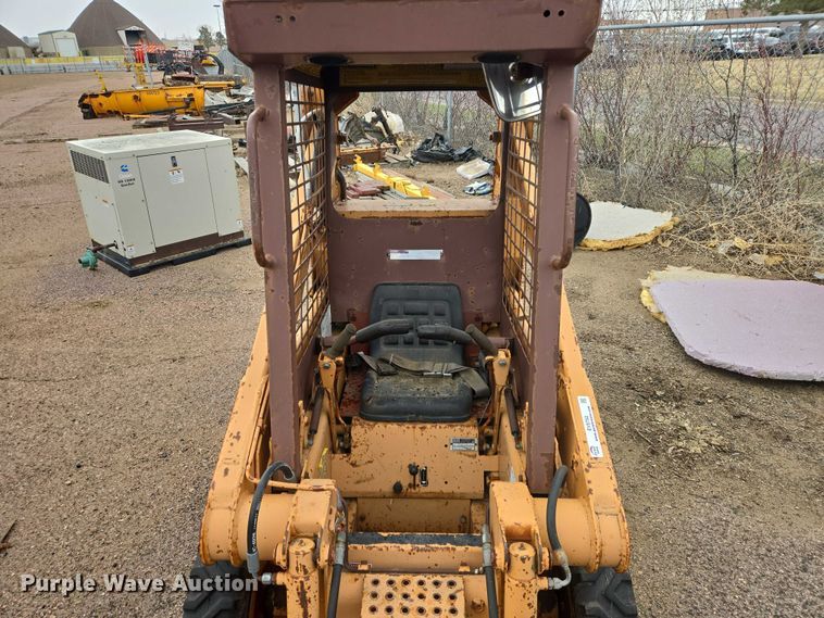 image for item EV5752 1987 Case 1818 skid steer loader