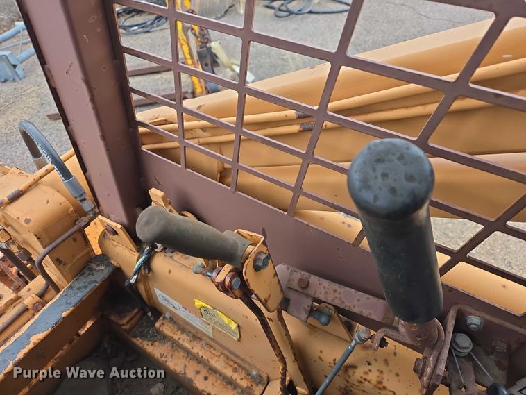 image for item EV5752 1987 Case 1818 skid steer loader