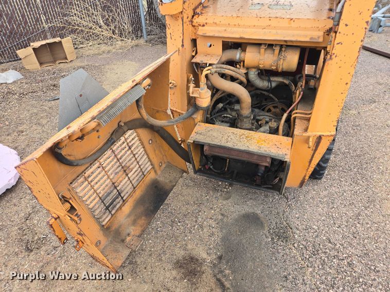 image for item EV5752 1987 Case 1818 skid steer loader