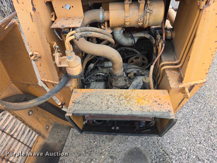 image for item EV5752 1987 Case 1818 skid steer loader