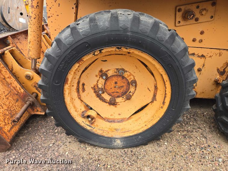 image for item EV5752 1987 Case 1818 skid steer loader