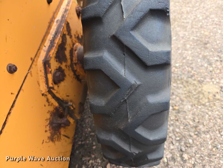 image for item EV5752 1987 Case 1818 skid steer loader