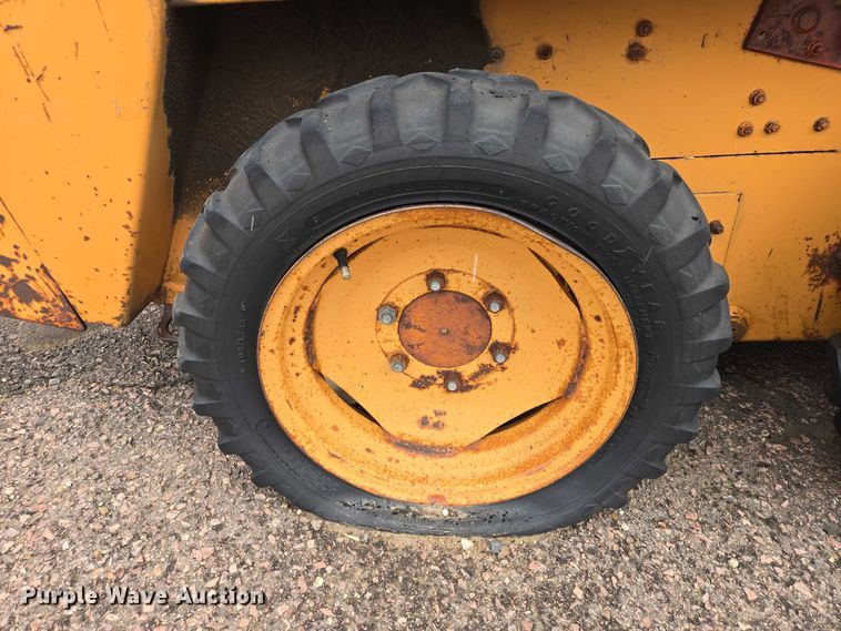 image for item EV5752 1987 Case 1818 skid steer loader