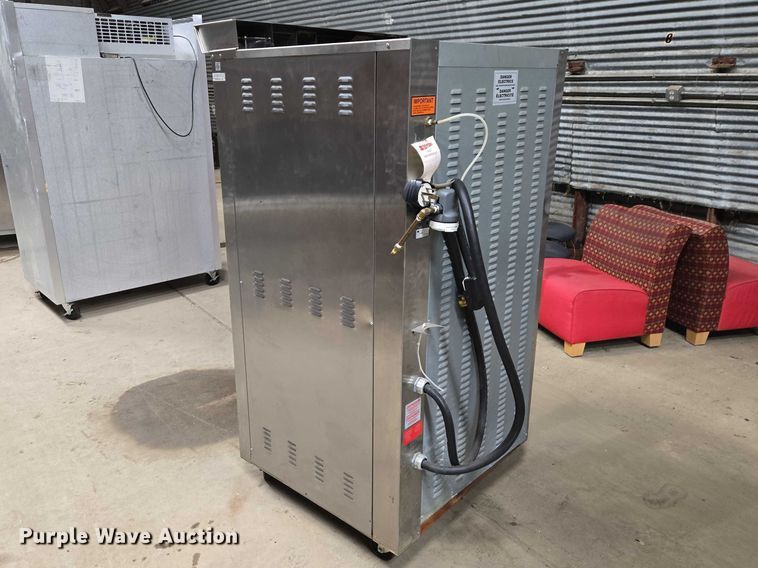 image for item EV5757 2013 Doyon JA12SL oven