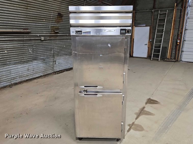 image for item EV5761 Randell 1010EAM refrigerator