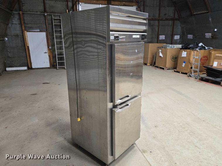 image for item EV5761 Randell 1010EAM refrigerator