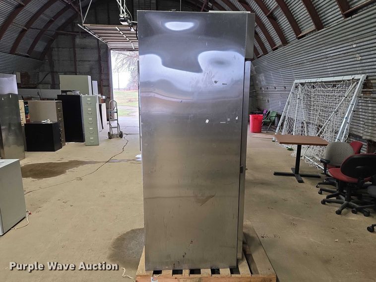 image for item EV5765 True Manufacturing STR1RRI-1S refrigerator
