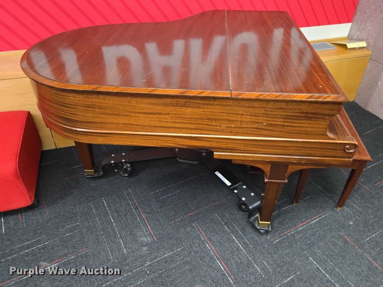 image for item EV5766 Strich & Zeidler 11866 piano