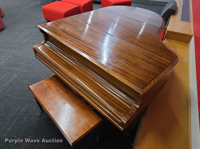 image for item EV5766 Strich & Zeidler 11866 piano