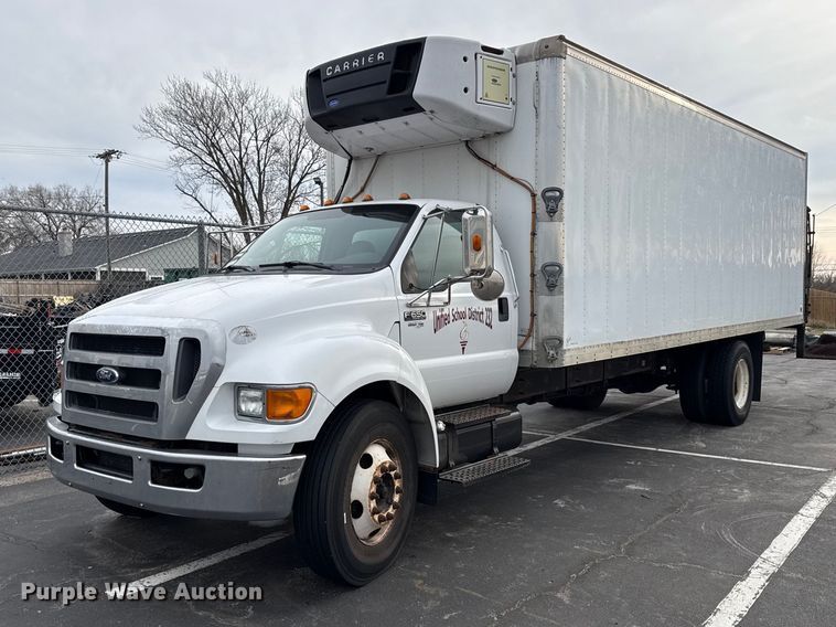 image for item EV7633 2011 Ford F650 Super Duty refrigerated delivery truck