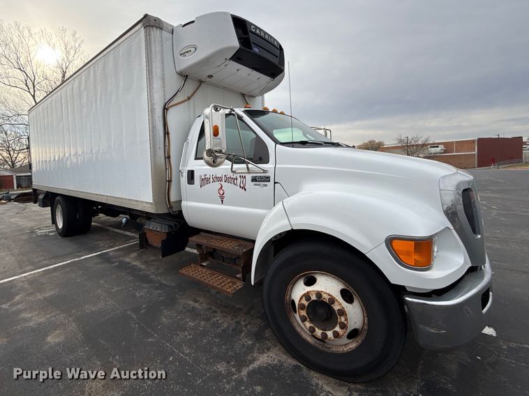 image for item EV7633 2011 Ford F650 Super Duty refrigerated delivery truck