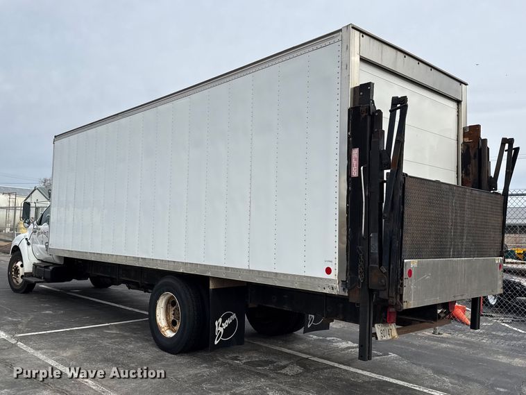 image for item EV7633 2011 Ford F650 Super Duty refrigerated delivery truck