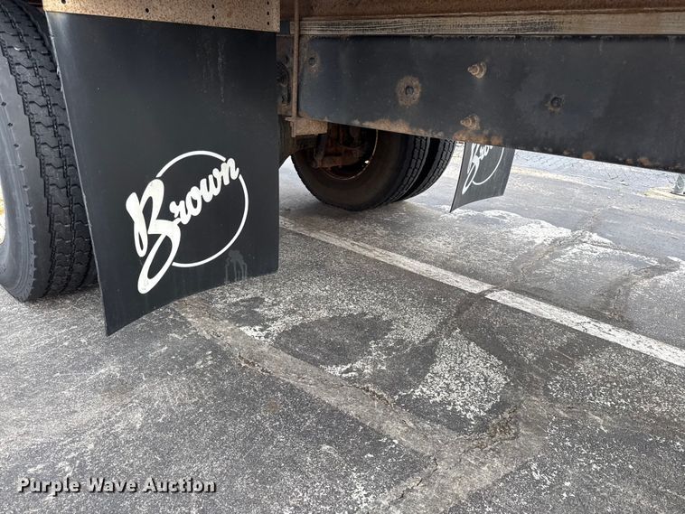 image for item EV7633 2011 Ford F650 Super Duty refrigerated delivery truck