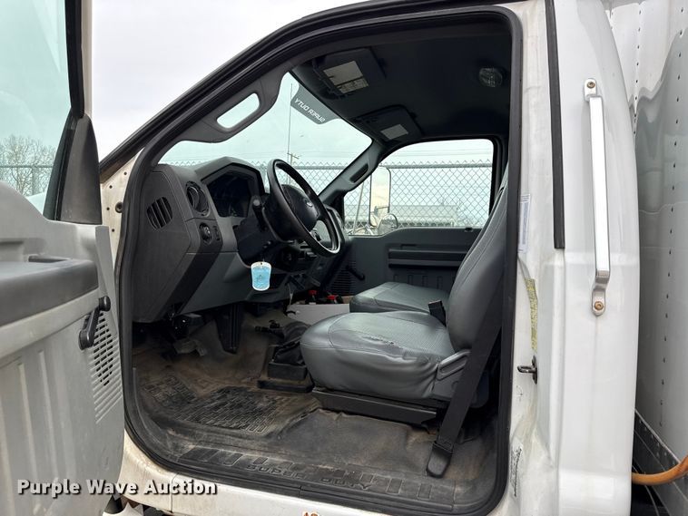 image for item EV7633 2011 Ford F650 Super Duty refrigerated delivery truck