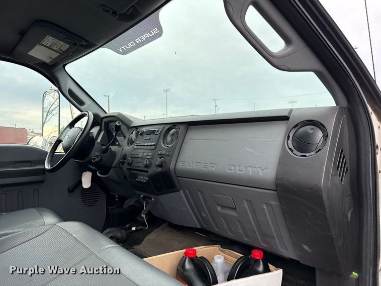 image for item EV7633 2011 Ford F650 Super Duty refrigerated delivery truck