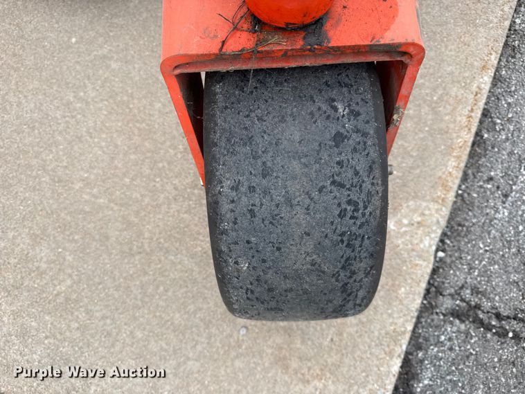 image for item EV7664 Kubota Z726 ZTR lawn mower