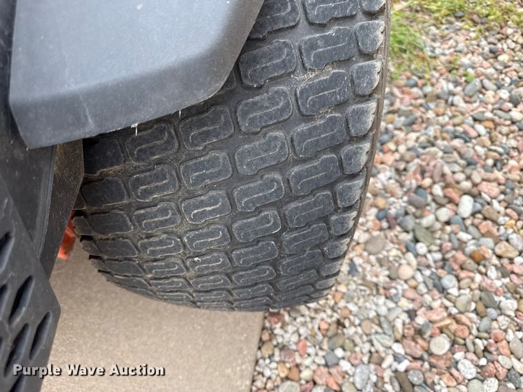 image for item EV7664 Kubota Z726 ZTR lawn mower