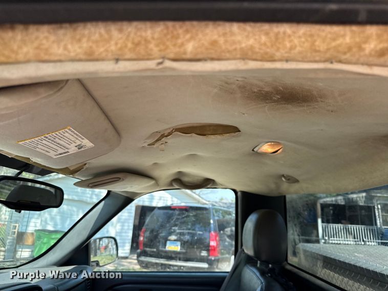 image for item EV7669 2004 Chevrolet 1500 pickup truck