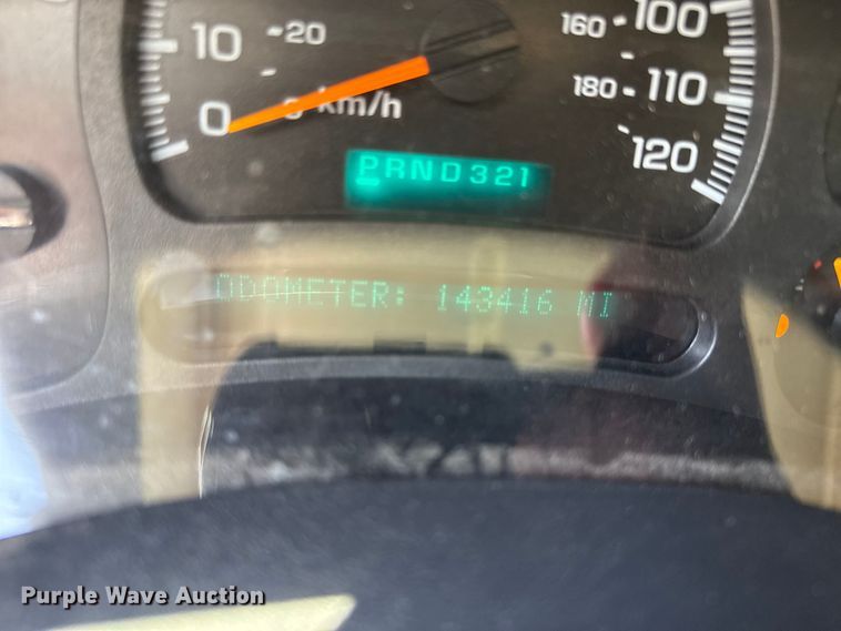 image for item EV7669 2004 Chevrolet 1500 pickup truck