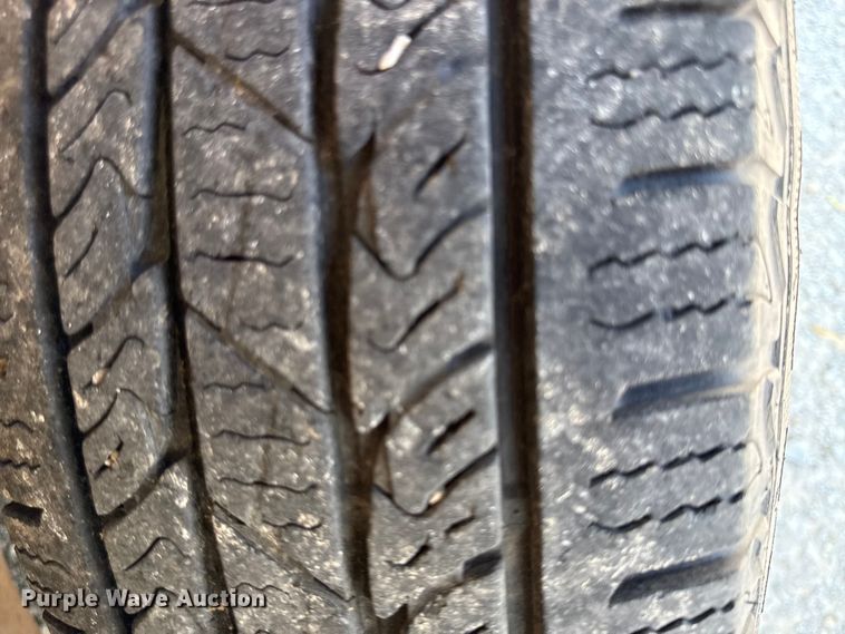 image for item EV7669 2004 Chevrolet 1500 pickup truck