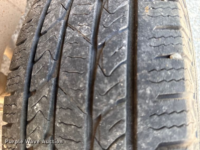 image for item EV7669 2004 Chevrolet 1500 pickup truck