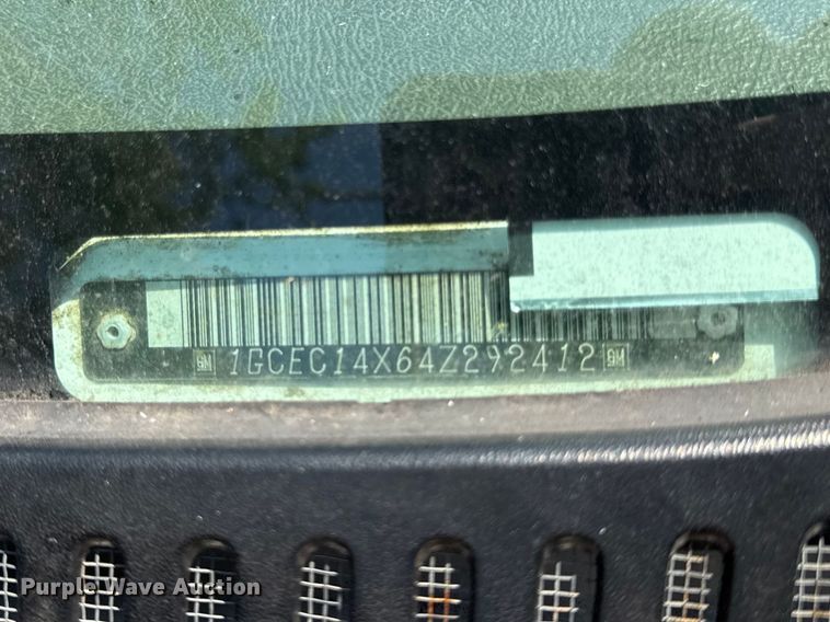 image for item EV7669 2004 Chevrolet 1500 pickup truck