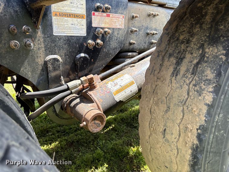 image for item EW1496 2015 Mack Gu  rollback truck