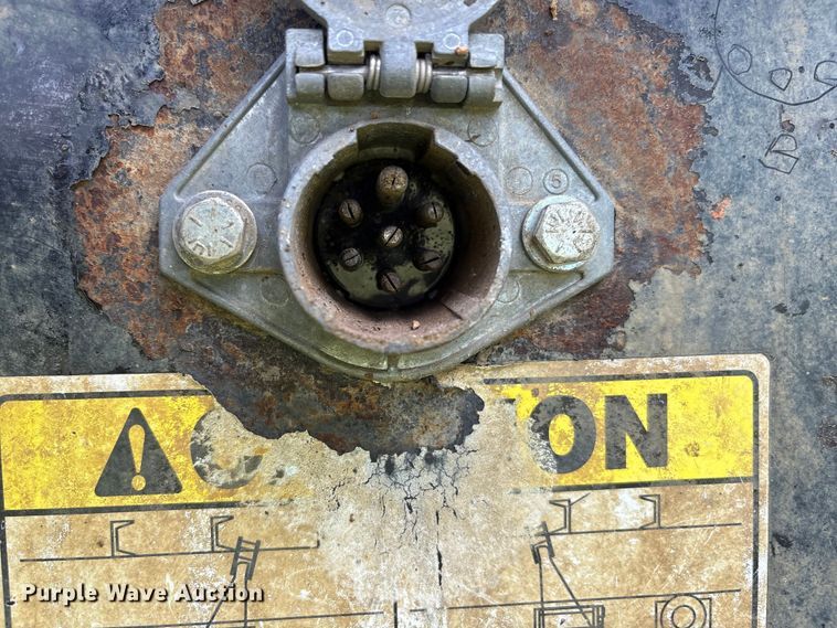 image for item EW1496 2015 Mack Gu  rollback truck