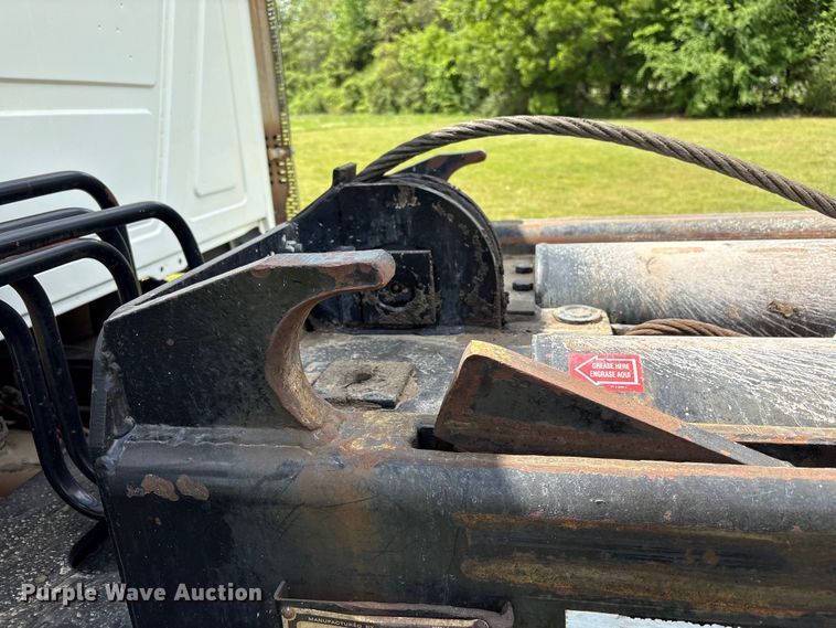 image for item EW1496 2015 Mack Gu  rollback truck