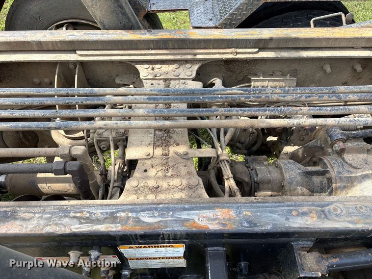 image for item EW1496 2015 Mack Gu  rollback truck