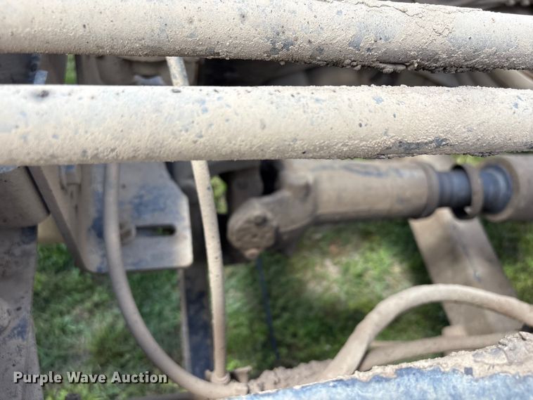 image for item EW1496 2015 Mack Gu  rollback truck