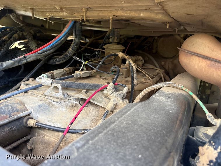 image for item EW1496 2015 Mack Gu  rollback truck