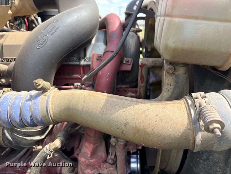 image for item EW1496 2015 Mack Gu  rollback truck