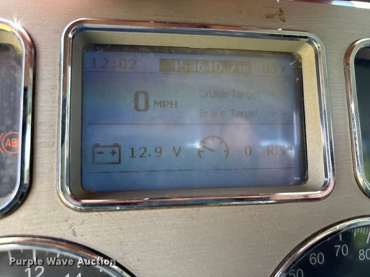 image for item EW1496 2015 Mack Gu  rollback truck