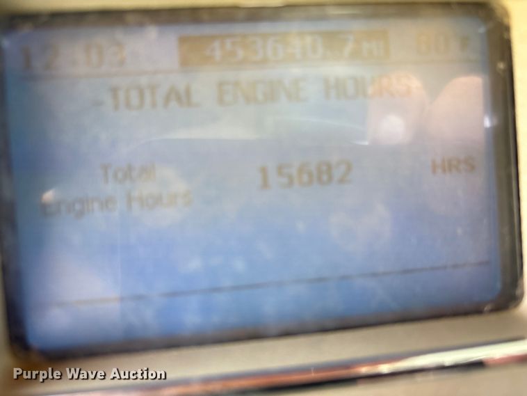 image for item EW1496 2015 Mack Gu  rollback truck