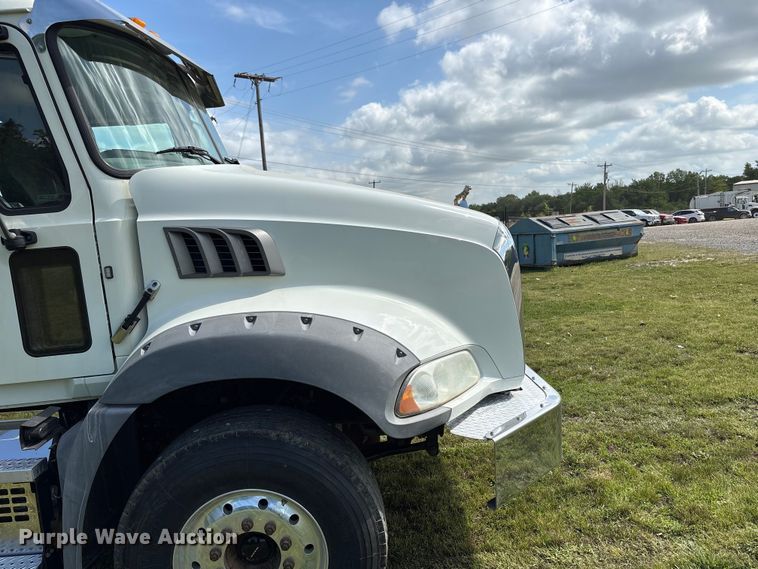 image for item EW1497 2019 Mack Granite rollback truck