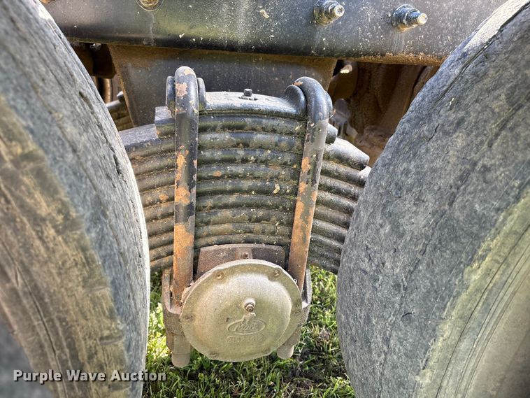 image for item EW1497 2019 Mack Granite rollback truck