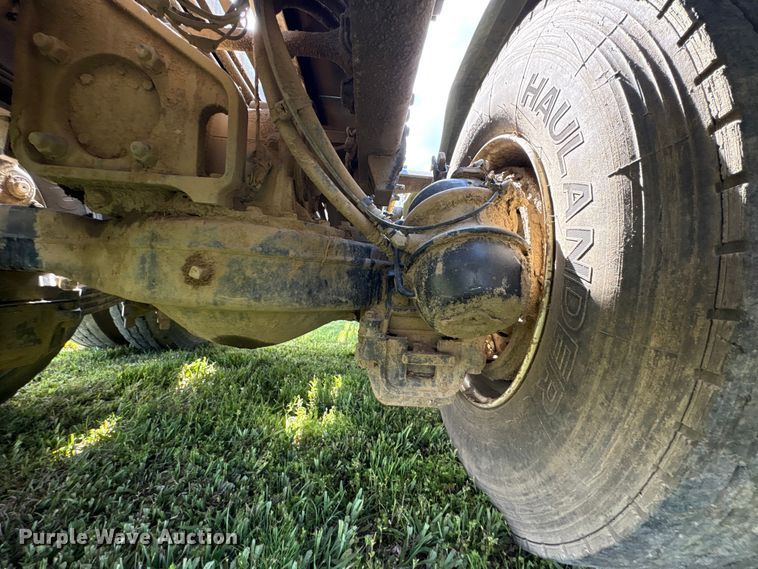 image for item EW1497 2019 Mack Granite rollback truck