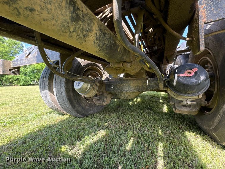 image for item EW1497 2019 Mack Granite rollback truck