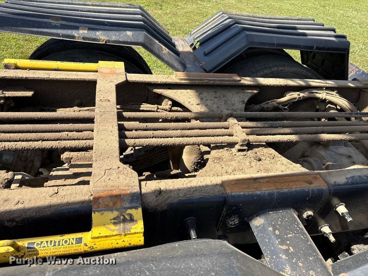 image for item EW1497 2019 Mack Granite rollback truck