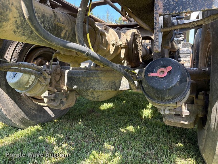 image for item EW1497 2019 Mack Granite rollback truck