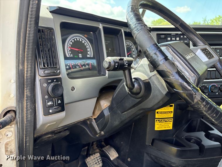 image for item EW1497 2019 Mack Granite rollback truck