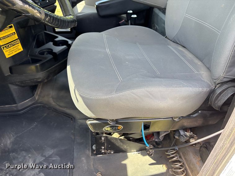 image for item EW1497 2019 Mack Granite rollback truck