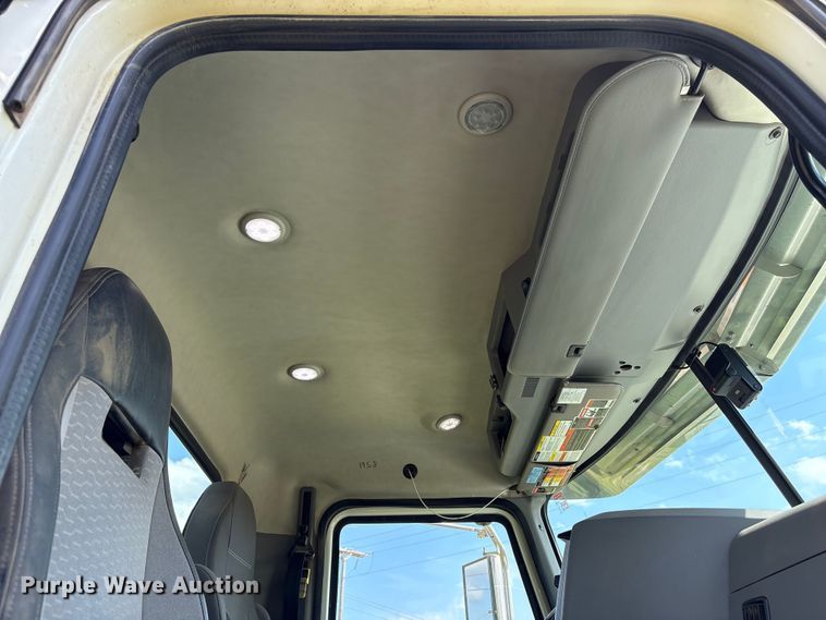 image for item EW1497 2019 Mack Granite rollback truck