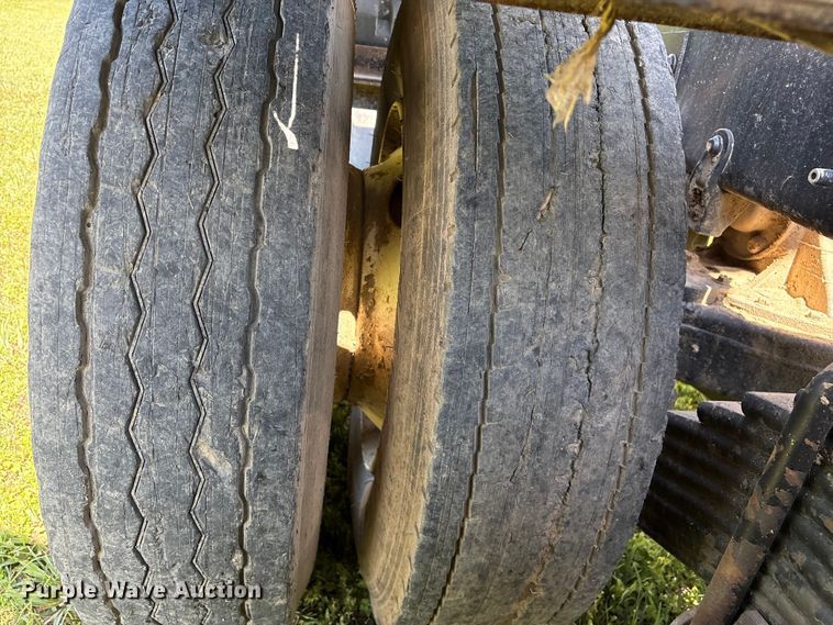 image for item EW1497 2019 Mack Granite rollback truck