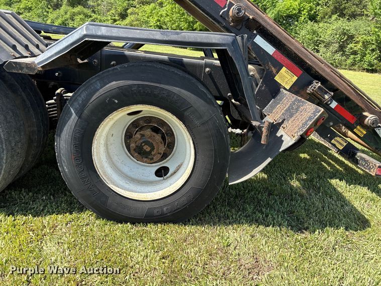 image for item EW1497 2019 Mack Granite rollback truck